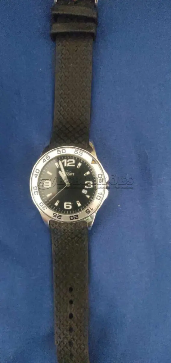 LOTE 680 - RELÓGIO DE PULSO MASCULINO DE  LACOSTE ORIGINAL FUNCIOANDO. (NO ESTADO) 