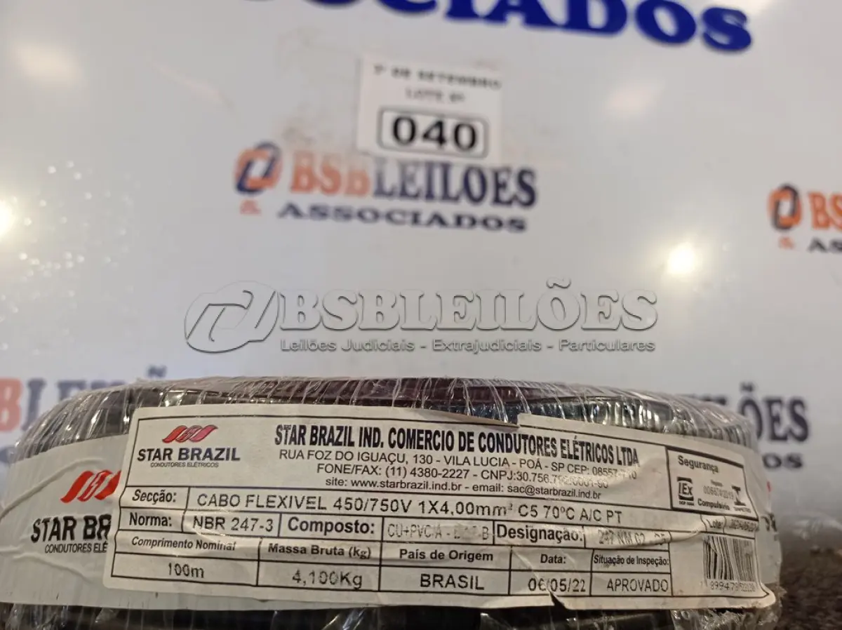 LOTE 040 - 01 ROLO DE CABO FLEXÍVEL 100M, 4MM NA COR PRETA. (NO ESTADO) ATENÇÃO! FAZER A VISITAÇÃO ANTES DE ARREMATAR, NÃO SABEMOS SE FUNCIONA. LEILÃO NÃO TEM GARANTIA E NEM DEVOLUÇÃO, SUJEITO A POSSÍVEIS AVARIAS VISÍVEIS/OCULTAS E/OU AUSÊNCIA DE COMPONENTES.