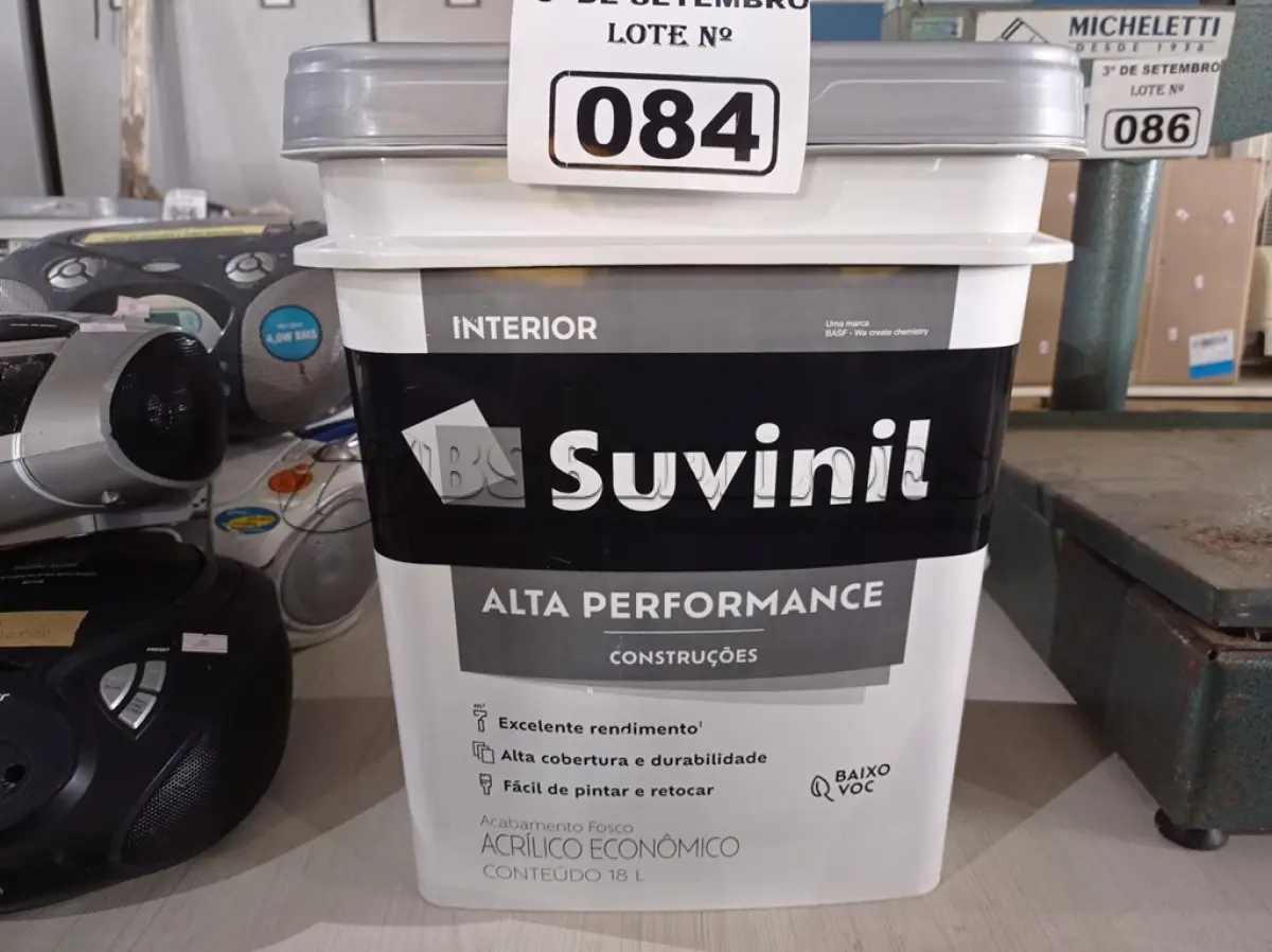 LOTE 084 - 01 BALDE DE TINTA SUVINIL INTERIORES ACRÍLICO FOSCO 18L NA COR FOSCO BRANCO. (NO ESTADO) ATENÇÃO! FAZER A VISITAÇÃO ANTES DE ARREMATAR, NÃO SABEMOS SE FUNCIONA. LEILÃO NÃO TEM GARANTIA E NEM DEVOLUÇÃO, SUJEITO A POSSÍVEIS AVARIAS VISÍVEIS/OCULTAS E/OU AUSÊNCIA DE COMPONENTES.