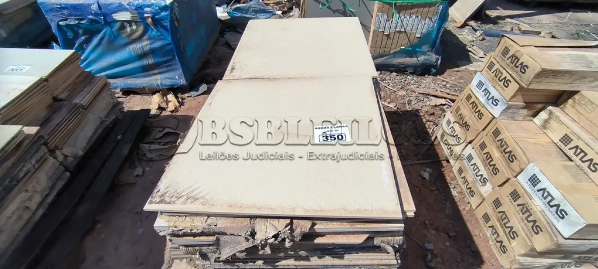 LOTE 350 - 01 LOTE COM PISOS DIVERSOS (NO ESTADO)