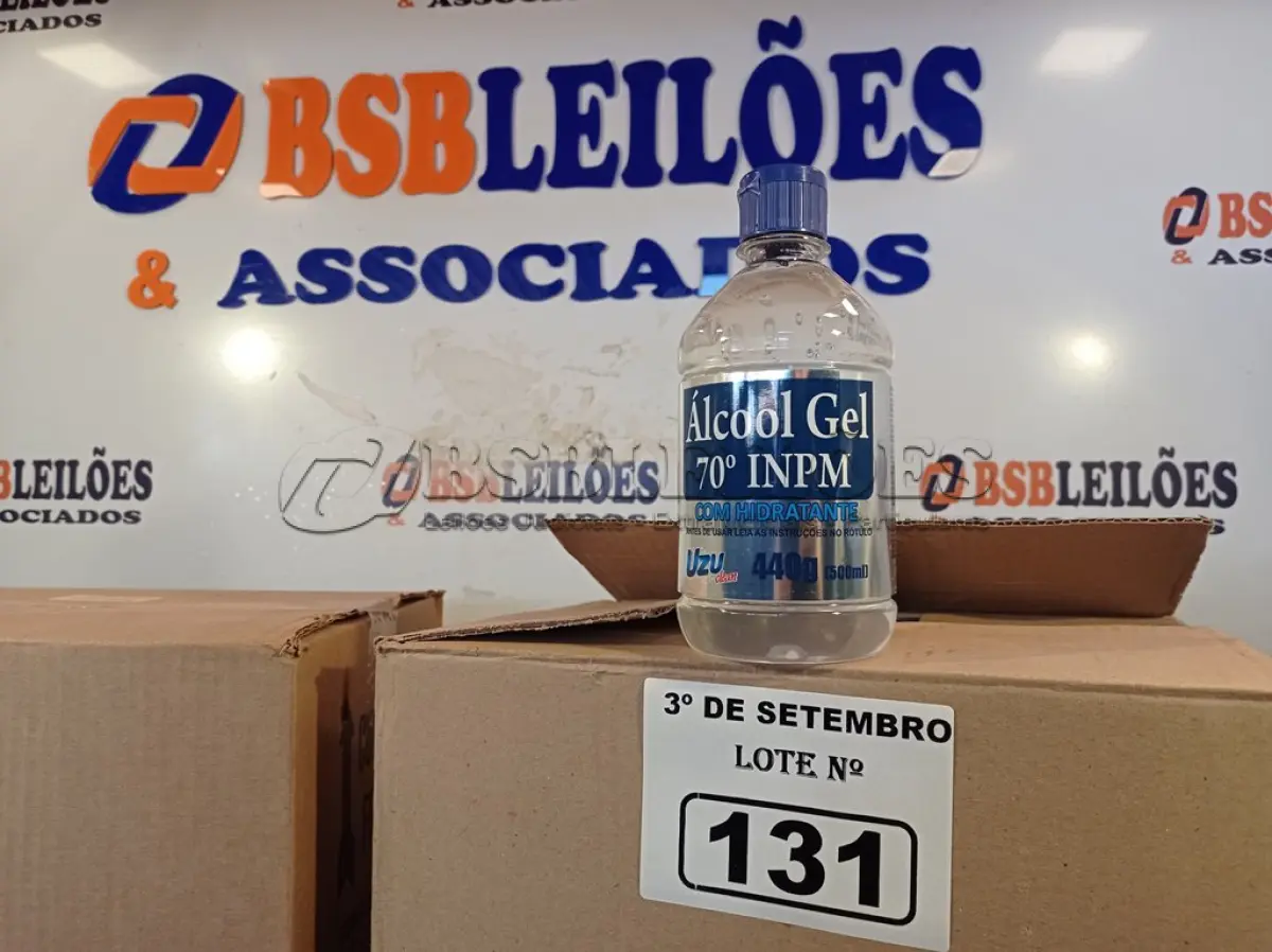 LOTE 131 - 02 CAIXAS COM FRASCOS DE ÁLCOOL EM GEL 70% COM 12 UNIDADES CADA. (NO ESTADO) ATENÇÃO! FAZER A VISITAÇÃO ANTES DE ARREMATAR, NÃO SABEMOS SE FUNCIONA. LEILÃO NÃO TEM GARANTIA E NEM DEVOLUÇÃO, SUJEITO A POSSÍVEIS AVARIAS VISÍVEIS/OCULTAS E/OU AUSÊNCIA DE COMPONENTES.