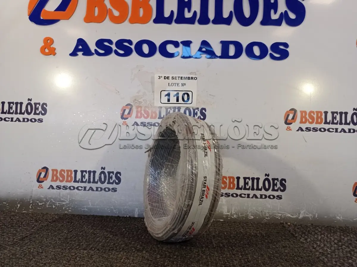 LOTE 110 - 01 ROLO DE CABO FLEXÍVEL 100M, 2,5MM NA COR CINZA. (NO ESTADO) ATENÇÃO! FAZER A VISITAÇÃO ANTES DE ARREMATAR, NÃO SABEMOS SE FUNCIONA. LEILÃO NÃO TEM GARANTIA E NEM DEVOLUÇÃO, SUJEITO A POSSÍVEIS AVARIAS VISÍVEIS/OCULTAS E/OU AUSÊNCIA DE COMPONENTES.