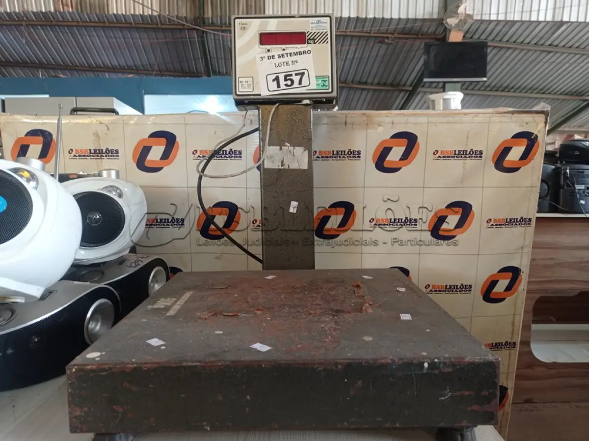 LOTE 157 - 01 BALANÇA ELETRÔNICA MARCA BALMAK CAPACIDADE 50KG. (NO ESTADO) ATENÇÃO! FAZER A VISITAÇÃO ANTES DE ARREMATAR, NÃO SABEMOS SE FUNCIONA. LEILÃO NÃO TEM GARANTIA E NEM DEVOLUÇÃO, SUJEITO A POSSÍVEIS AVARIAS VISÍVEIS/OCULTAS E/OU AUSÊNCIA DE COMPONENTES.