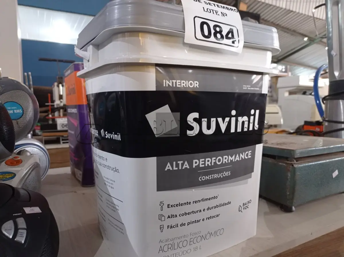 LOTE 084 - 01 BALDE DE TINTA SUVINIL INTERIORES ACRÍLICO FOSCO 18L NA COR FOSCO BRANCO. (NO ESTADO) ATENÇÃO! FAZER A VISITAÇÃO ANTES DE ARREMATAR, NÃO SABEMOS SE FUNCIONA. LEILÃO NÃO TEM GARANTIA E NEM DEVOLUÇÃO, SUJEITO A POSSÍVEIS AVARIAS VISÍVEIS/OCULTAS E/OU AUSÊNCIA DE COMPONENTES.