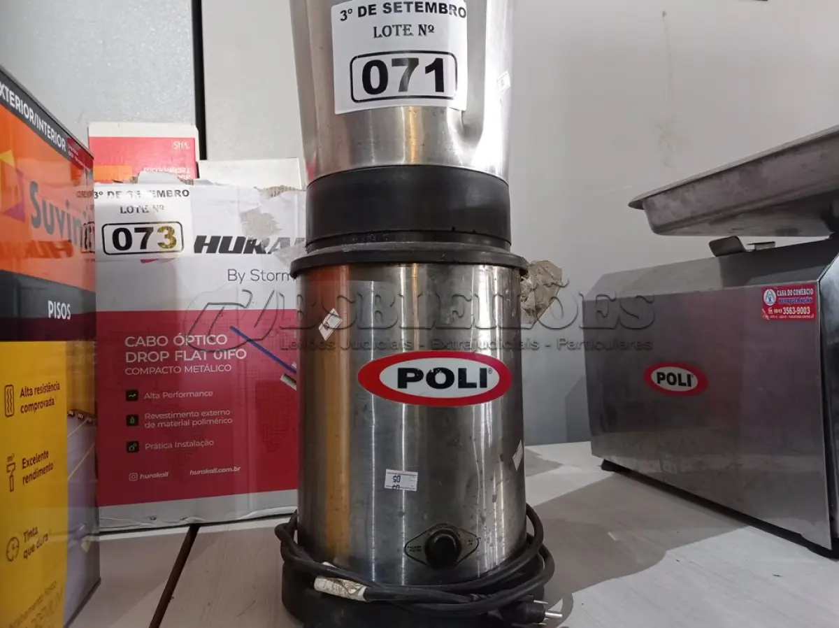LOTE 071 - 01 LIQUIDIFICADOR INDUSTRIAL MARCA POLI. (NO ESTADO) ATENÇÃO! FAZER A VISITAÇÃO ANTES DE ARREMATAR, NÃO SABEMOS SE FUNCIONA. LEILÃO NÃO TEM GARANTIA E NEM DEVOLUÇÃO, SUJEITO A POSSÍVEIS AVARIAS VISÍVEIS/OCULTAS E/OU AUSÊNCIA DE COMPONENTES.