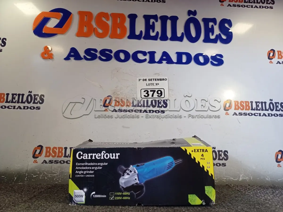 LOTE 379 - 01 ESMERILHADEIRA ANGULAR 500W 220V. (NO ESTADO) ATENÇÃO! FAZER A VISITAÇÃO ANTES DE ARREMATAR, NÃO SABEMOS SE FUNCIONA. LEILÃO NÃO TEM GARANTIA E NEM DEVOLUÇÃO, SUJEITO A POSSÍVEIS AVARIAS VISÍVEIS/OCULTAS E/OU AUSÊNCIA DE COMPONENTES.