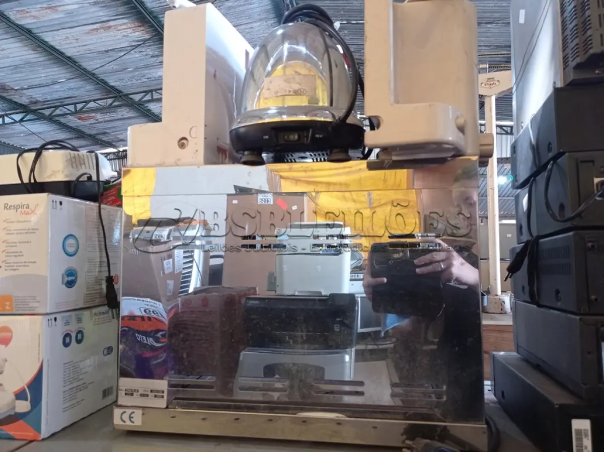 LOTE 317 - 02 FILTROS, 01 JUICER E 01 TOSTADOR INCOMPLETOS. (NO ESTADO) ATENÇÃO! FAZER A VISITAÇÃO ANTES DE ARREMATAR, NÃO SABEMOS SE FUNCIONA. LEILÃO NÃO TEM GARANTIA E NEM DEVOLUÇÃO, SUJEITO A POSSÍVEIS AVARIAS VISÍVEIS/OCULTAS E/OU AUSÊNCIA DE COMPONENTES.