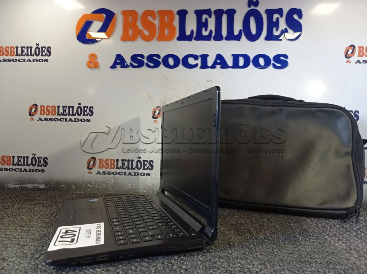 LOTE 407 - 01 NOTEBOOK POSITIVO COM PASTA. (NO ESTADO) ATENÇÃO! FAZER A VISITAÇÃO ANTES DE ARREMATAR, NÃO SABEMOS SE FUNCIONA. LEILÃO NÃO TEM GARANTIA E NEM DEVOLUÇÃO, SUJEITO A POSSÍVEIS AVARIAS VISÍVEIS/OCULTAS E/OU AUSÊNCIA DE COMPONENTES.