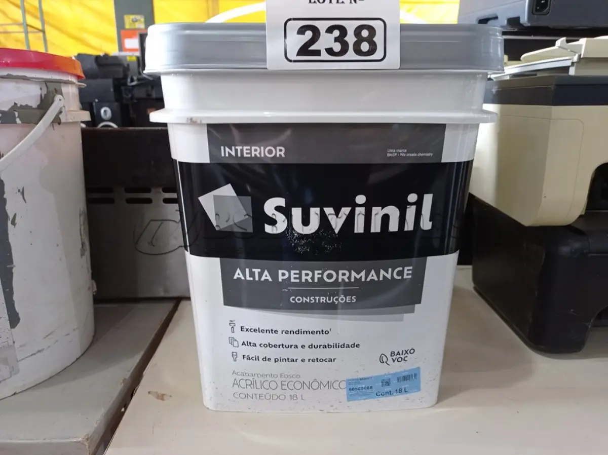 LOTE 238 - 01 BALDE DE TINTA SUVINIL INTERIORES ACRÍLICO FOSCO 18L NA COR FOSCO BRANCO. (NO ESTADO) ATENÇÃO! FAZER A VISITAÇÃO ANTES DE ARREMATAR, NÃO SABEMOS SE FUNCIONA. LEILÃO NÃO TEM GARANTIA E NEM DEVOLUÇÃO, SUJEITO A POSSÍVEIS AVARIAS VISÍVEIS/OCULTAS E/OU AUSÊNCIA DE COMPONENTES.