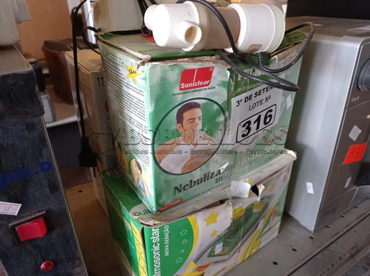 LOTE 316 - 05 APARELHOS NEBULIZADOR/INALADOR MARCAS E MODELOS DIVERSOS. (NO ESTADO) ATENÇÃO! FAZER A VISITAÇÃO ANTES DE ARREMATAR, NÃO SABEMOS SE FUNCIONA. LEILÃO NÃO TEM GARANTIA E NEM DEVOLUÇÃO, SUJEITO A POSSÍVEIS AVARIAS VISÍVEIS/OCULTAS E/OU AUSÊNCIA DE COMPONENTES.