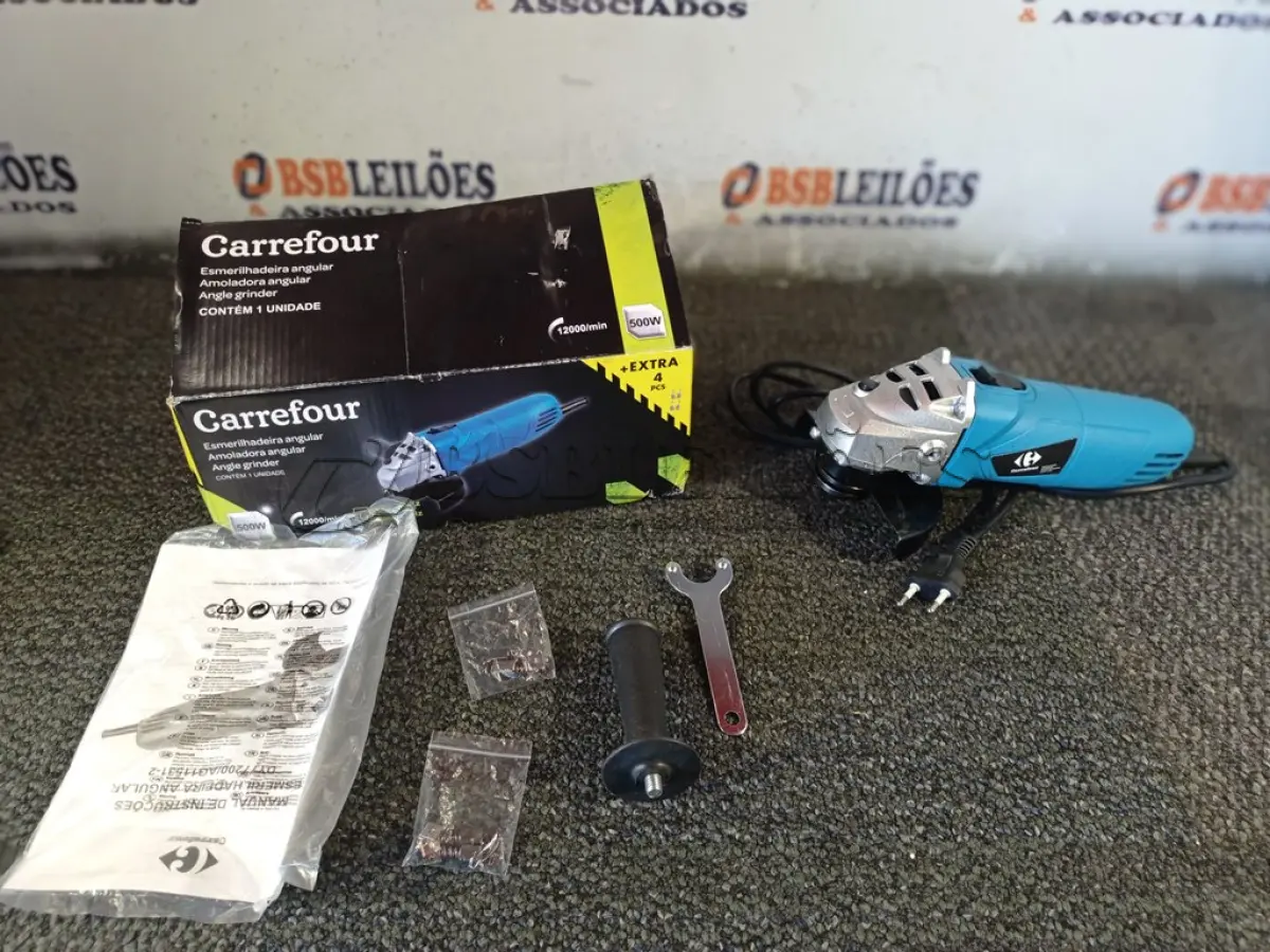 LOTE 406 - 01 ESMERILHADEIRA ANGULAR 500W 220V. (NO ESTADO) ATENÇÃO! FAZER A VISITAÇÃO ANTES DE ARREMATAR, NÃO SABEMOS SE FUNCIONA. LEILÃO NÃO TEM GARANTIA E NEM DEVOLUÇÃO, SUJEITO A POSSÍVEIS AVARIAS VISÍVEIS/OCULTAS E/OU AUSÊNCIA DE COMPONENTES.