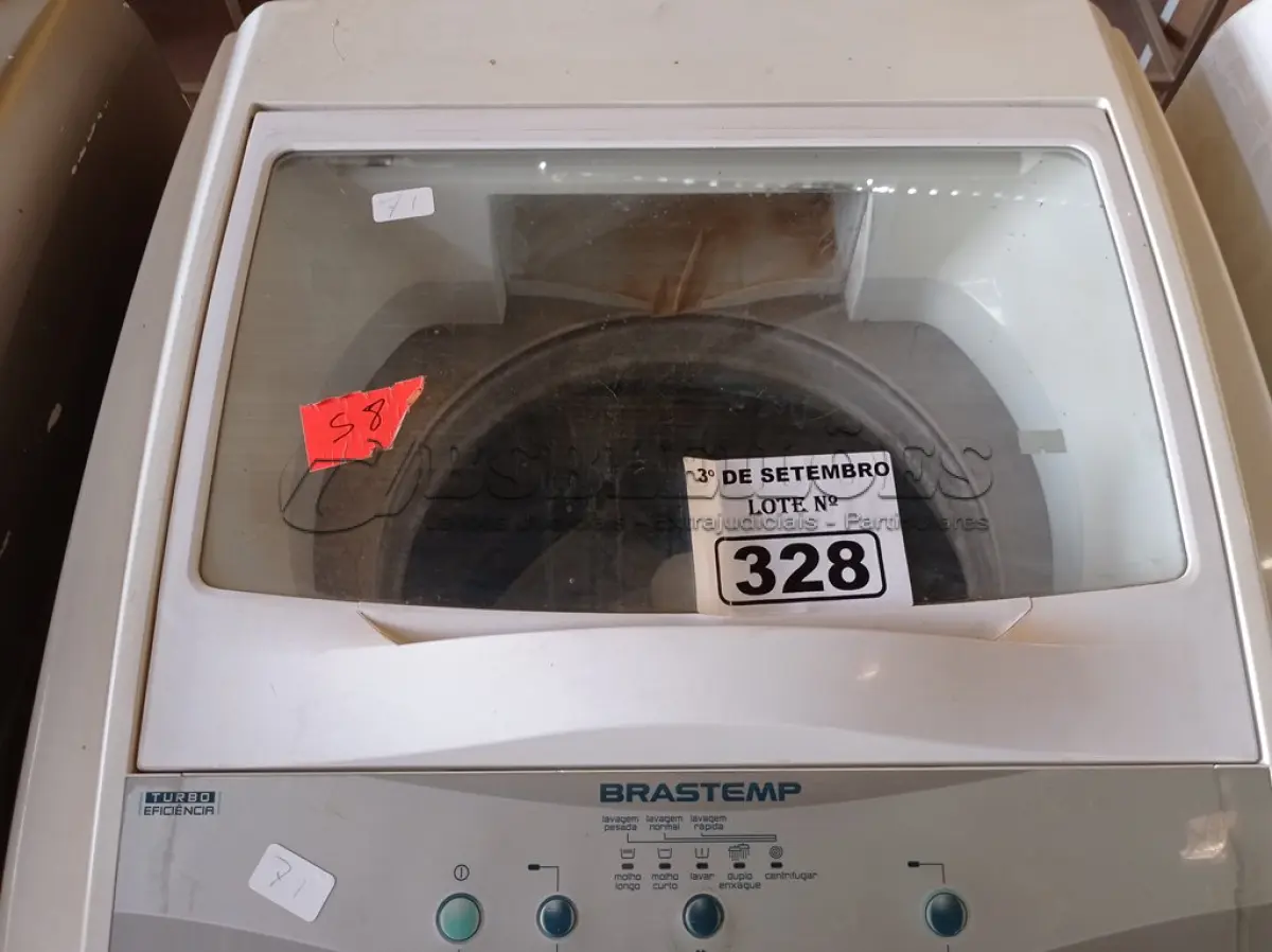 LOTE 328 - 01 MÁQUINA DE LAVAR ROUPAS MARCA BRASTEMP 220V. (NO ESTADO) ATENÇÃO! FAZER A VISITAÇÃO ANTES DE ARREMATAR, NÃO SABEMOS SE FUNCIONA. LEILÃO NÃO TEM GARANTIA E NEM DEVOLUÇÃO, SUJEITO A POSSÍVEIS AVARIAS VISÍVEIS/OCULTAS E/OU AUSÊNCIA DE COMPONENTES.