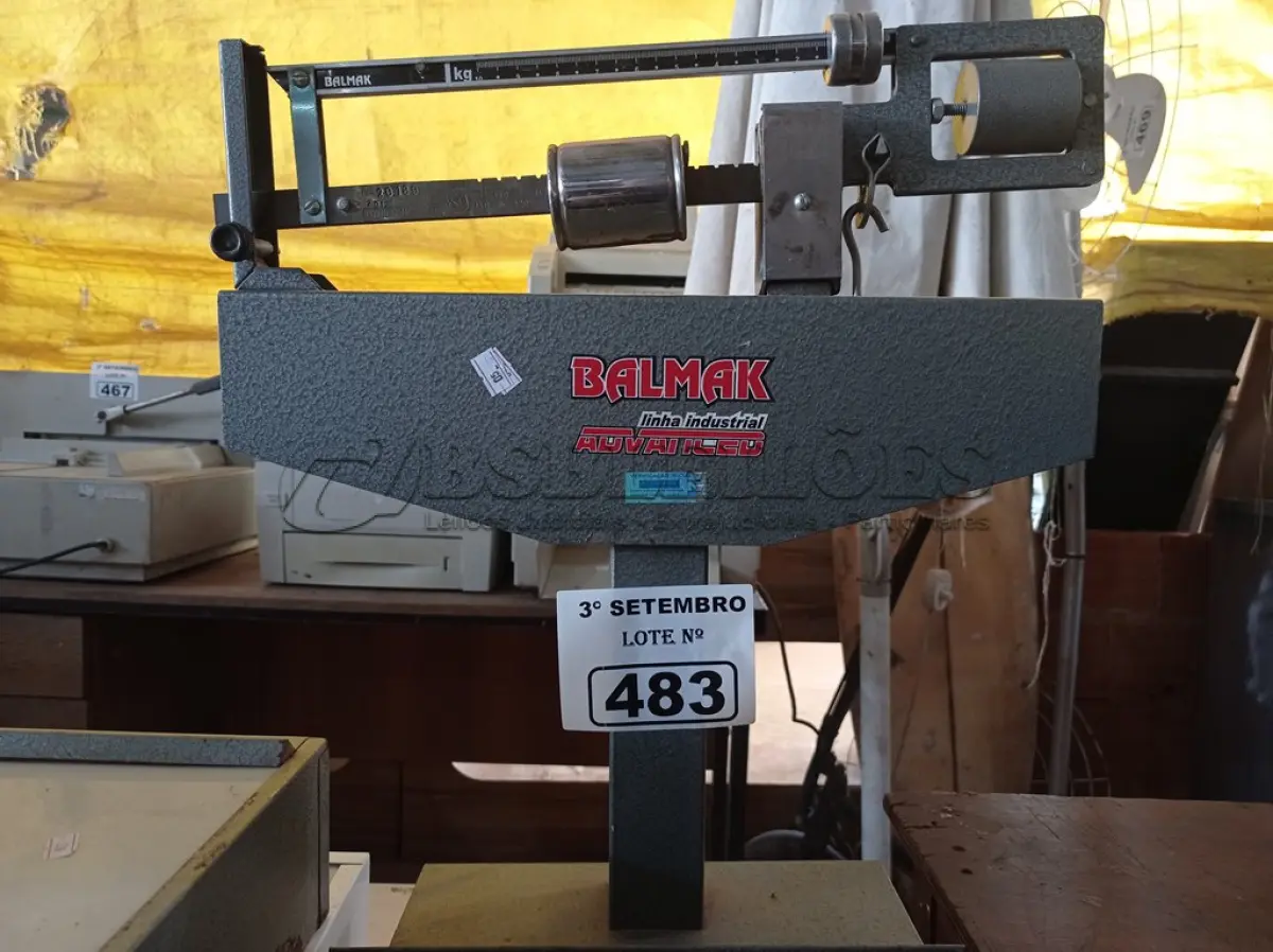LOTE 483 - 01 BALANÇA ANALÓGICA MARCA BALMAK CAPACIDADE 150KG. (NO ESTADO) ATENÇÃO! FAZER A VISITAÇÃO ANTES DE ARREMATAR, NÃO SABEMOS SE FUNCIONA. LEILÃO NÃO TEM GARANTIA E NEM DEVOLUÇÃO, SUJEITO A POSSÍVEIS AVARIAS VISÍVEIS/OCULTAS E/OU AUSÊNCIA DE COMPONENTES.