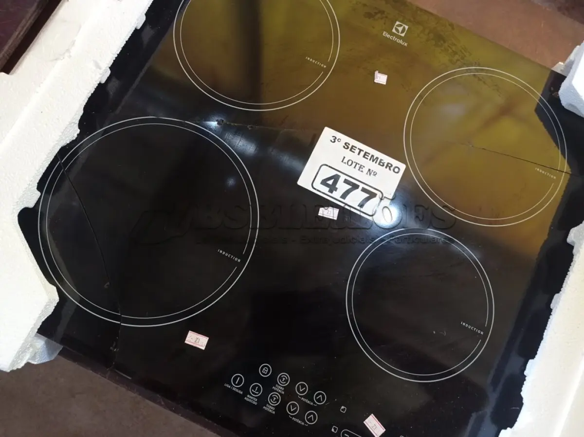 LOTE 477 - 01 FOGÃO COOKTOP ELÉTRICO 04 BOCAS COM AVARIAS. (NO ESTADO) ATENÇÃO! FAZER A VISITAÇÃO ANTES DE ARREMATAR, NÃO SABEMOS SE FUNCIONA. LEILÃO NÃO TEM GARANTIA E NEM DEVOLUÇÃO, SUJEITO A POSSÍVEIS AVARIAS VISÍVEIS/OCULTAS E/OU AUSÊNCIA DE COMPONENTES.