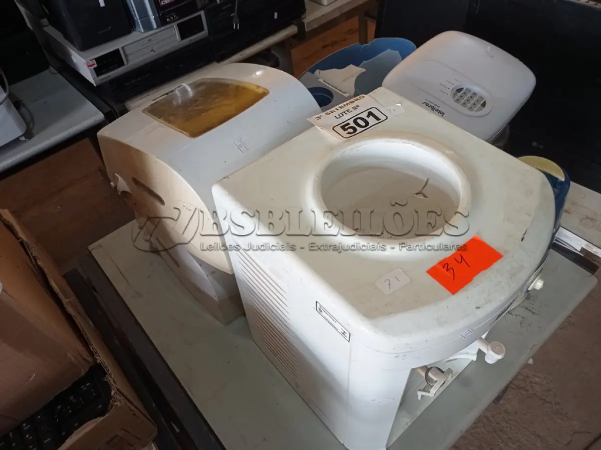 LOTE 501 - 01 CENTRAL DE ALARME INCOMPLETA, 03 UMIDIFICADORES, 01 BEBEDOURO PARA GARRAFÃO E 02 DISPENSE PARA PAPEL MARCAS E MODELOS DIVERSOS. (NO ESTADO) ATENÇÃO! FAZER A VISITAÇÃO ANTES DE ARREMATAR, NÃO SABEMOS SE FUNCIONA. LEILÃO NÃO TEM GARANTIA E NEM DEVOLUÇÃO, SUJEITO A POSSÍVEIS AVARIAS VISÍVEIS/OCULTAS E/OU AUSÊNCIA DE COMPONENTES.
