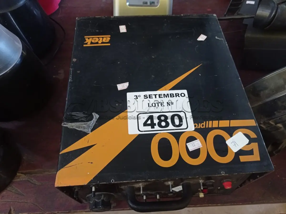 LOTE 480 - 01 APARELHO ATEK 5000. (NO ESTADO) ATENÇÃO! FAZER A VISITAÇÃO ANTES DE ARREMATAR, NÃO SABEMOS SE FUNCIONA. LEILÃO NÃO TEM GARANTIA E NEM DEVOLUÇÃO, SUJEITO A POSSÍVEIS AVARIAS VISÍVEIS/OCULTAS E/OU AUSÊNCIA DE COMPONENTES.