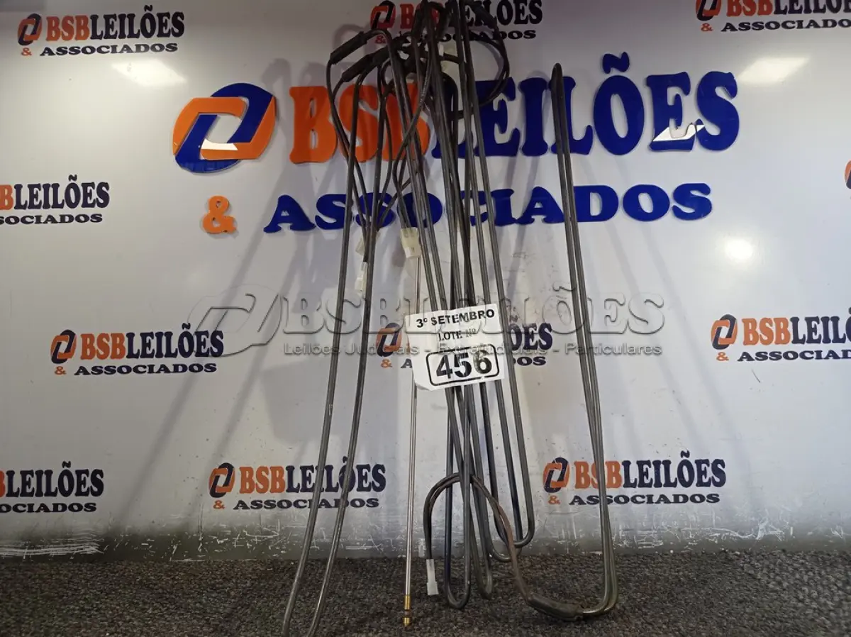 LOTE 456 - 01 LOTE COM VÁRIAS RESISTÊNCIAS. (NO ESTADO) ATENÇÃO! FAZER A VISITAÇÃO ANTES DE ARREMATAR, NÃO SABEMOS SE FUNCIONA. LEILÃO NÃO TEM GARANTIA E NEM DEVOLUÇÃO, SUJEITO A POSSÍVEIS AVARIAS VISÍVEIS/OCULTAS E/OU AUSÊNCIA DE COMPONENTES.