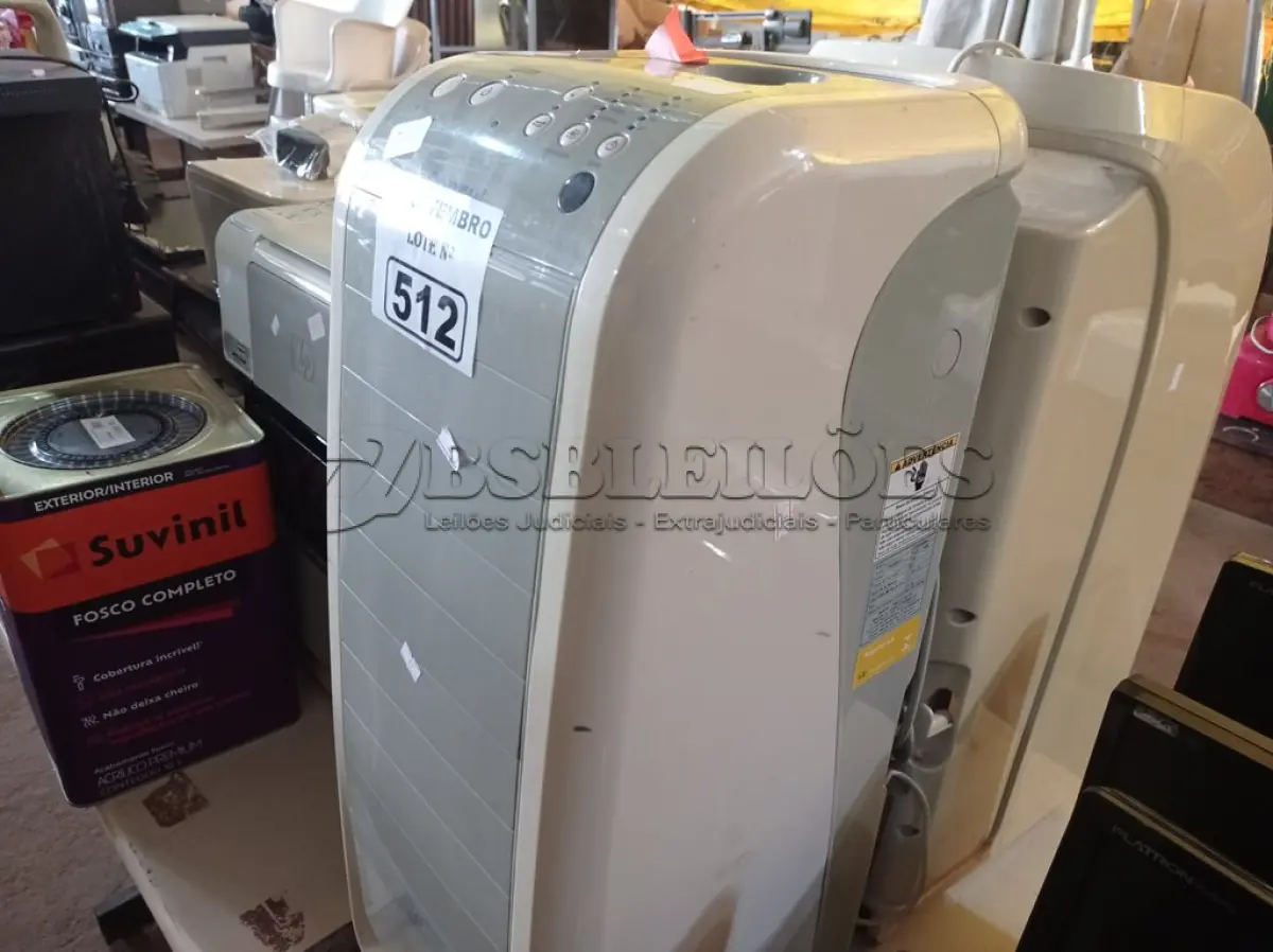 LOTE 512 - 02 CLIMATIZADORES MARCAS E MODELOS DIVERSOS. (NO ESTADO) ATENÇÃO! FAZER A VISITAÇÃO ANTES DE ARREMATAR, NÃO SABEMOS SE FUNCIONA. LEILÃO NÃO TEM GARANTIA E NEM DEVOLUÇÃO, SUJEITO A POSSÍVEIS AVARIAS VISÍVEIS/OCULTAS E/OU AUSÊNCIA DE COMPONENTES.