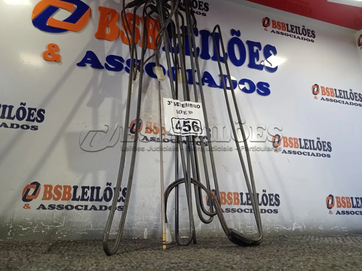 LOTE 456 - 01 LOTE COM VÁRIAS RESISTÊNCIAS. (NO ESTADO) ATENÇÃO! FAZER A VISITAÇÃO ANTES DE ARREMATAR, NÃO SABEMOS SE FUNCIONA. LEILÃO NÃO TEM GARANTIA E NEM DEVOLUÇÃO, SUJEITO A POSSÍVEIS AVARIAS VISÍVEIS/OCULTAS E/OU AUSÊNCIA DE COMPONENTES.