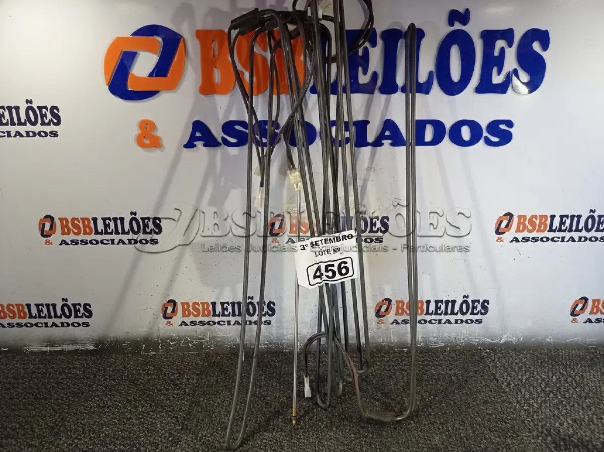 LOTE 456 - 01 LOTE COM VÁRIAS RESISTÊNCIAS. (NO ESTADO) ATENÇÃO! FAZER A VISITAÇÃO ANTES DE ARREMATAR, NÃO SABEMOS SE FUNCIONA. LEILÃO NÃO TEM GARANTIA E NEM DEVOLUÇÃO, SUJEITO A POSSÍVEIS AVARIAS VISÍVEIS/OCULTAS E/OU AUSÊNCIA DE COMPONENTES.