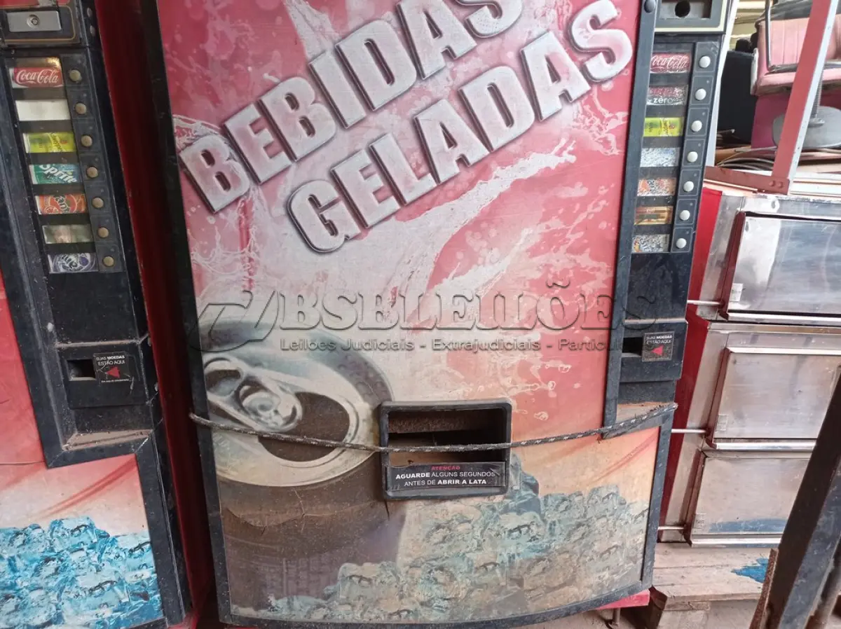 LOTE 343 - 01 MÁQUINA CAFEMATIC BEBIDAS GELADAS COM AVARIAS.  (NO ESTADO) ATENÇÃO! FAZER A VISITAÇÃO ANTES DE ARREMATAR, NÃO SABEMOS SE FUNCIONA. LEILÃO NÃO TEM GARANTIA E NEM DEVOLUÇÃO, SUJEITO A POSSÍVEIS AVARIAS VISÍVEIS/OCULTAS E/OU AUSÊNCIA DE COMPONENTES.