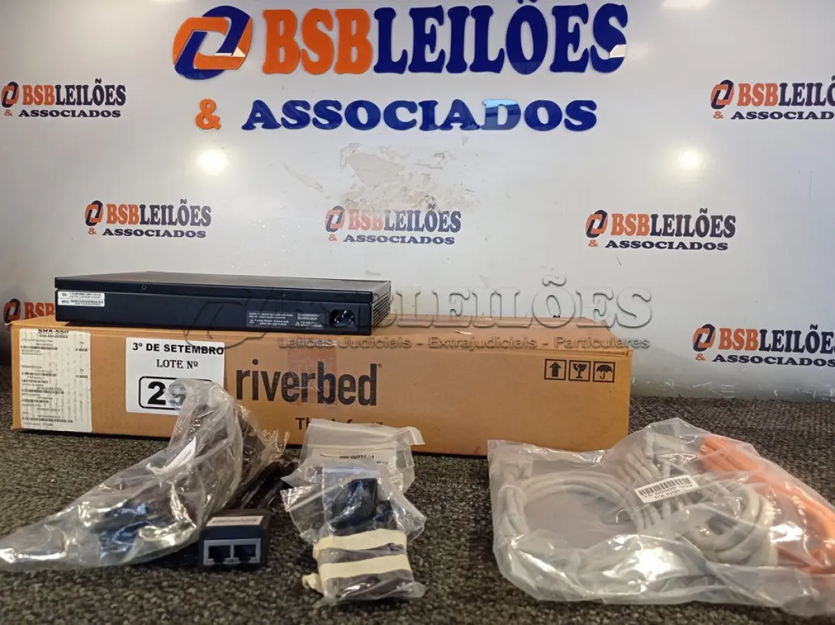 LOTE 294 - 01 ACELERADOR DE REDE RIVERBED. (NO ESTADO) ATENÇÃO! FAZER A VISITAÇÃO ANTES DE ARREMATAR, NÃO SABEMOS SE FUNCIONA. LEILÃO NÃO TEM GARANTIA E NEM DEVOLUÇÃO, SUJEITO A POSSÍVEIS AVARIAS VISÍVEIS/OCULTAS E/OU AUSÊNCIA DE COMPONENTES.