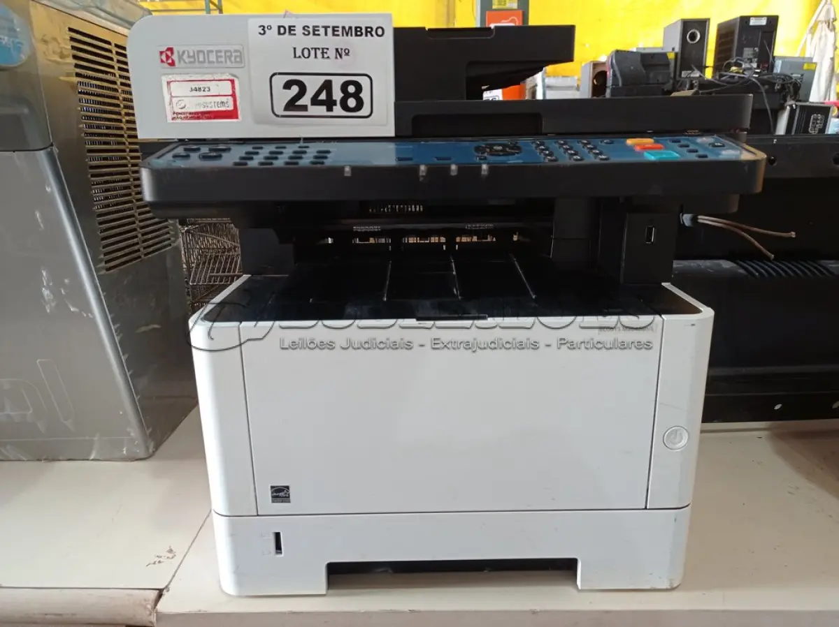 LOTE 248 - 01 IMPRESSORA MULTIFUNCIONAL MARCA KYOCERA MODELO ECOSYS M2040DN/L. (NO ESTADO) ATENÇÃO! FAZER A VISITAÇÃO ANTES DE ARREMATAR, NÃO SABEMOS SE FUNCIONA. LEILÃO NÃO TEM GARANTIA E NEM DEVOLUÇÃO, SUJEITO A POSSÍVEIS AVARIAS VISÍVEIS/OCULTAS E/OU AUSÊNCIA DE COMPONENTES.