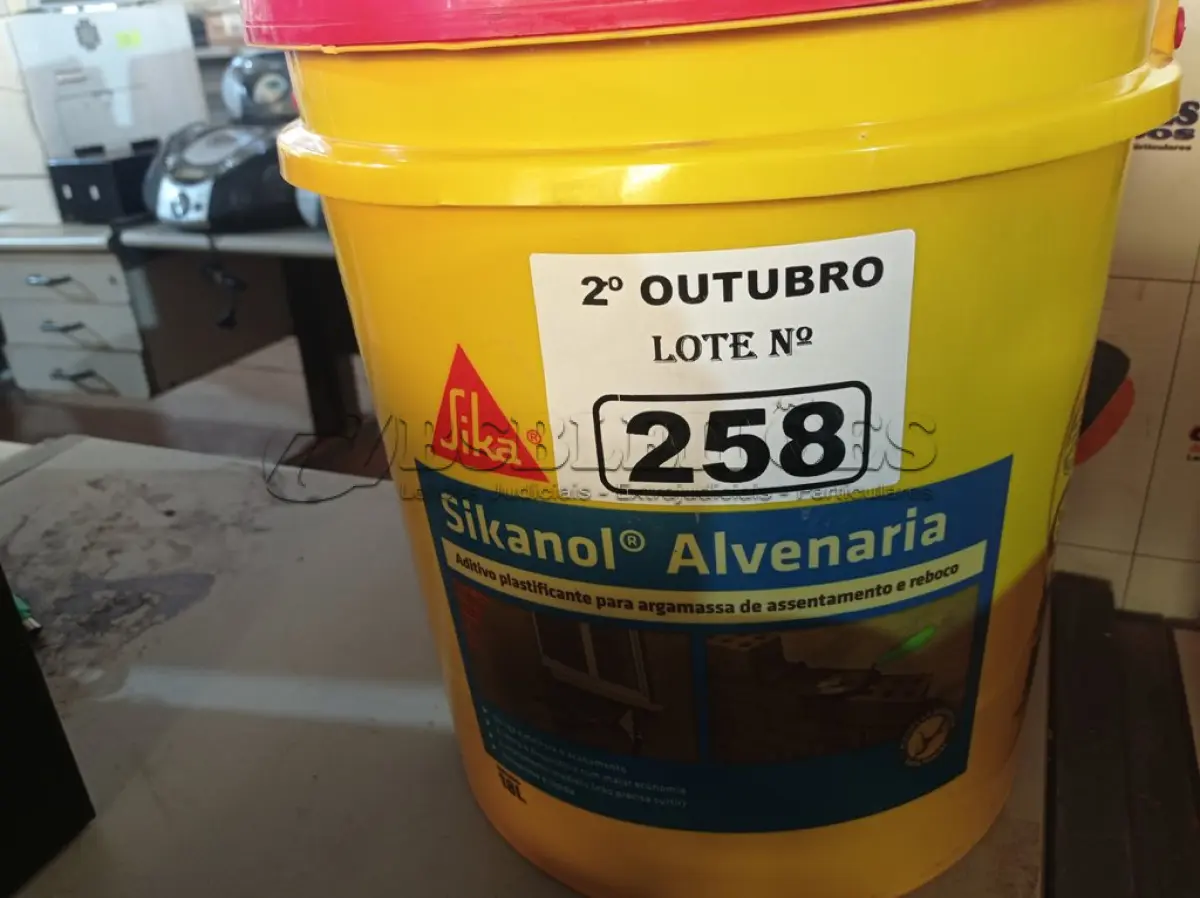 LOTE 258 - 01 BALDE DE SIKANOL ALVENARIA, ADITIVO PLASTIFICANTE PARA ARGAMASSA DE ASSENTAMENTO E REBOCO. (NO ESTADO) ATENÇÃO! FAZER A VISITAÇÃO ANTES DE ARREMATAR, NÃO SABEMOS SE FUNCIONA. LEILÃO NÃO TEM GARANTIA E NEM DEVOLUÇÃO, SUJEITO A POSSÍVEIS AVARIAS VISÍVEIS/OCULTAS E/OU AUSÊNCIA DE COMPONENTES.