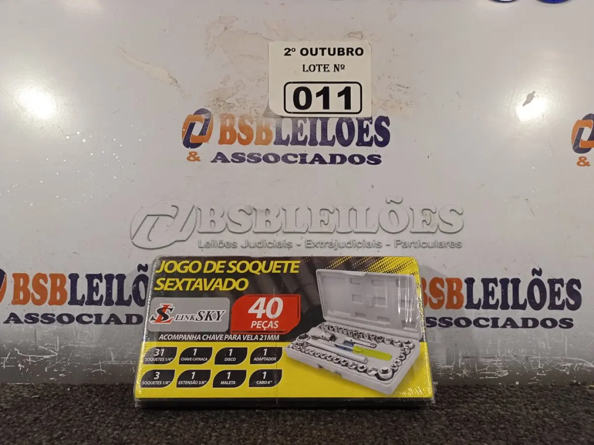 LOTE 011 - 01 JOGO DE SOQUETE SEXTAVADO COM 40 PEÇAS. (NO ESTADO) ATENÇÃO! FAZER A VISITAÇÃO ANTES DE ARREMATAR, NÃO SABEMOS SE FUNCIONA. LEILÃO NÃO TEM GARANTIA E NEM DEVOLUÇÃO, SUJEITO A POSSÍVEIS AVARIAS VISÍVEIS/OCULTAS E/OU AUSÊNCIA DE COMPONENTES.