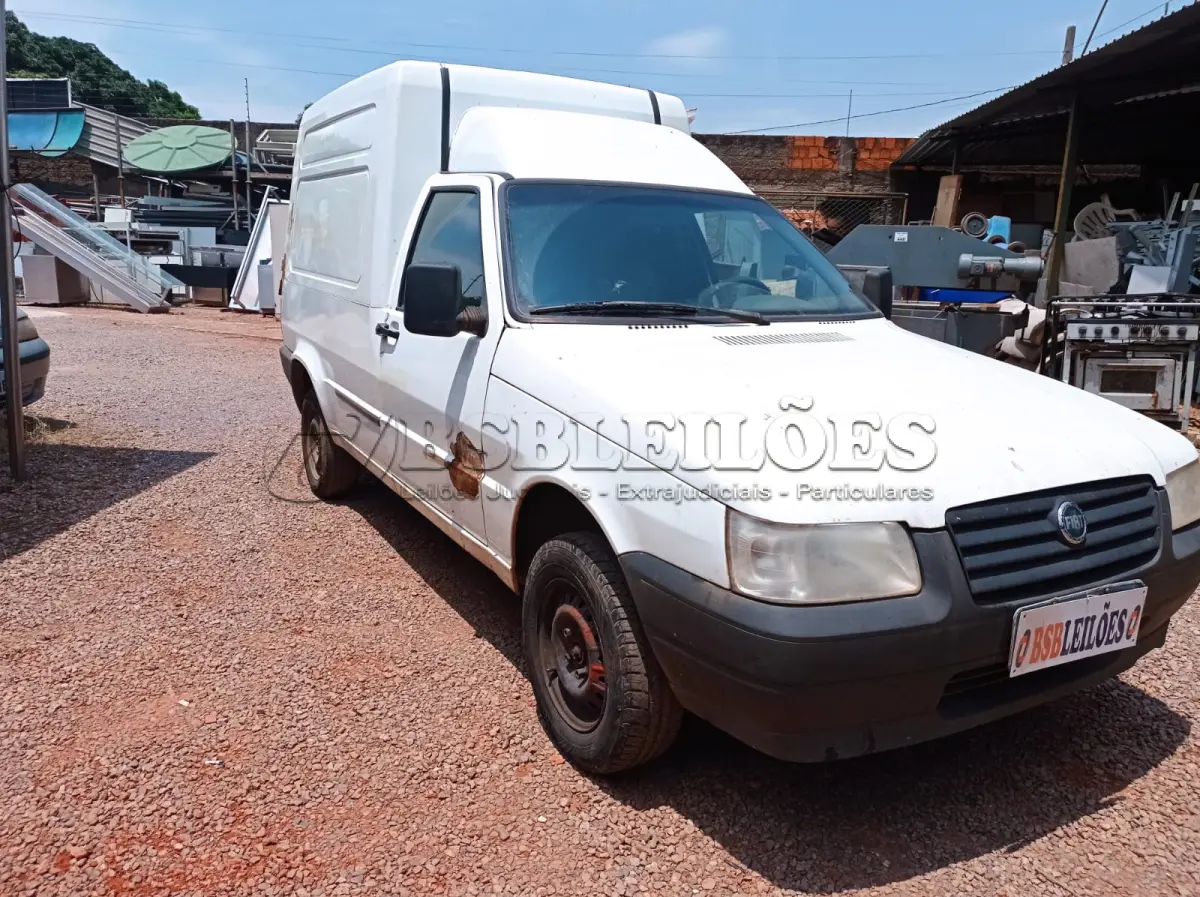 LOTE 529 - 01 FIAT FIORINO FLEX; ANO  2012, NA COR BRANCA. (NO ESTADO)