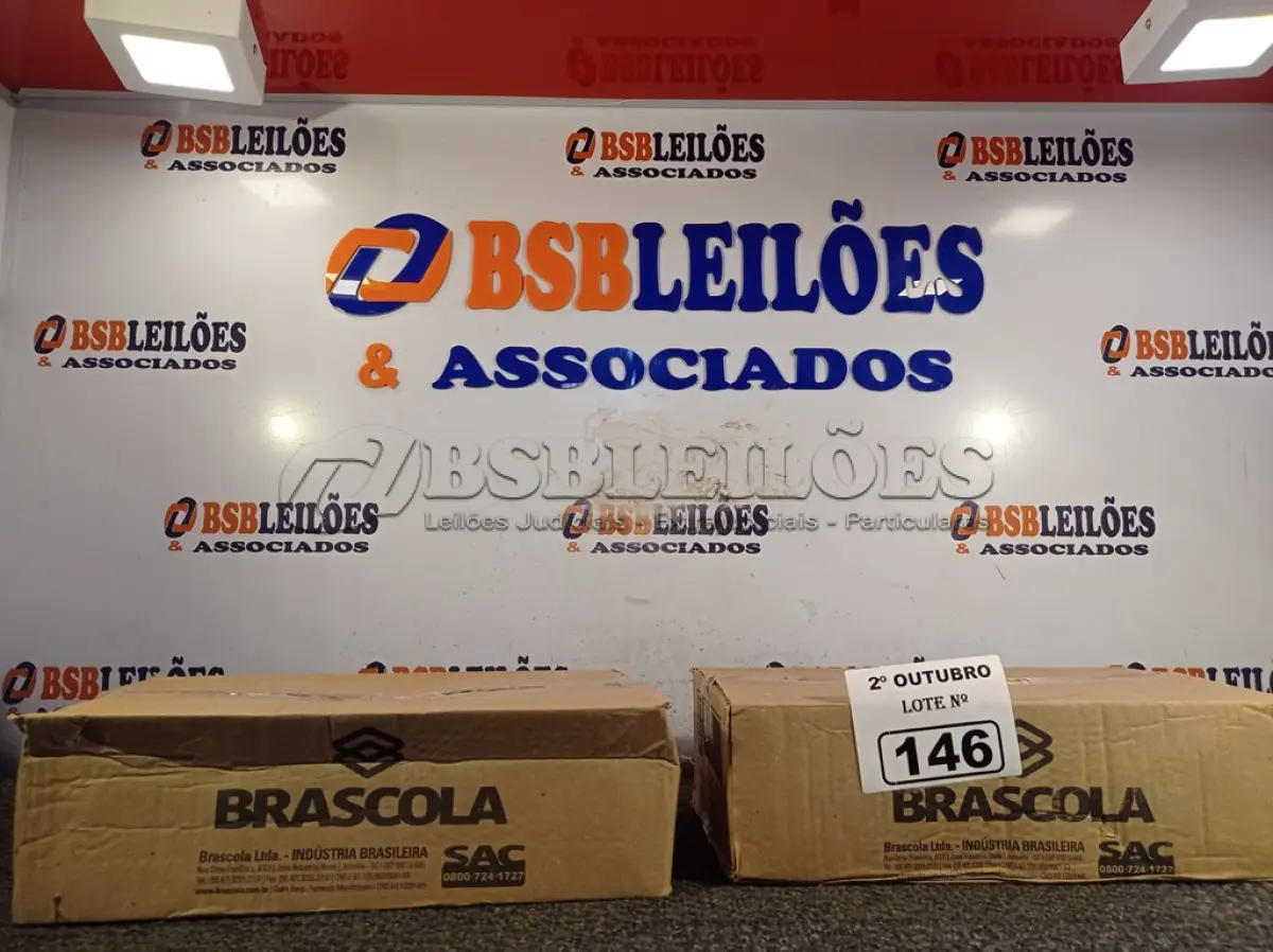 LOTE 146 - 02 CAIXAS COM COLA TUBO ST 175G, COM 15 FRASCOS CADA. (NO ESTADO) ATENÇÃO! FAZER A VISITAÇÃO ANTES DE ARREMATAR, NÃO SABEMOS SE FUNCIONA. LEILÃO NÃO TEM GARANTIA E NEM DEVOLUÇÃO, SUJEITO A POSSÍVEIS AVARIAS VISÍVEIS/OCULTAS E/OU AUSÊNCIA DE COMPONENTES.