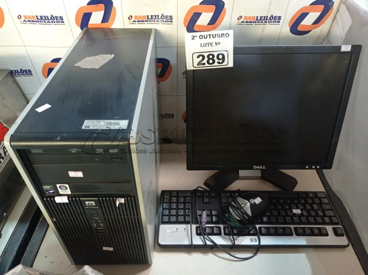 LOTE 289 - 01 CPU, 01 MONITOR, 01 TECLADO E 01 MOUSE. (NO ESTADO) ATENÇÃO! FAZER A VISITAÇÃO ANTES DE ARREMATAR, NÃO SABEMOS SE FUNCIONA. LEILÃO NÃO TEM GARANTIA E NEM DEVOLUÇÃO, SUJEITO A POSSÍVEIS AVARIAS VISÍVEIS/OCULTAS E/OU AUSÊNCIA DE COMPONENTES.
