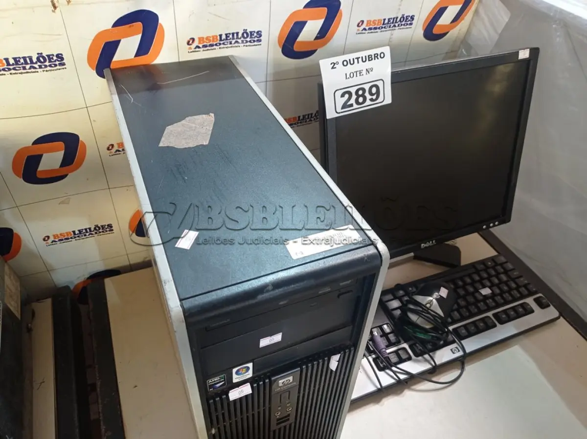 LOTE 289 - 01 CPU, 01 MONITOR, 01 TECLADO E 01 MOUSE. (NO ESTADO) ATENÇÃO! FAZER A VISITAÇÃO ANTES DE ARREMATAR, NÃO SABEMOS SE FUNCIONA. LEILÃO NÃO TEM GARANTIA E NEM DEVOLUÇÃO, SUJEITO A POSSÍVEIS AVARIAS VISÍVEIS/OCULTAS E/OU AUSÊNCIA DE COMPONENTES.