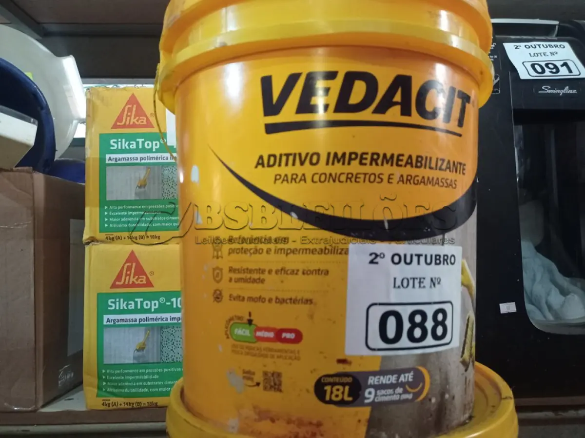 LOTE 088 - 01 BALDE DE VEDACIT, ADITIVO IMPERMEABILIZANTE PARA CONCRETO E ARGAMASSA 18L. (NO ESTADO) ATENÇÃO! FAZER A VISITAÇÃO ANTES DE ARREMATAR, NÃO SABEMOS SE FUNCIONA. LEILÃO NÃO TEM GARANTIA E NEM DEVOLUÇÃO, SUJEITO A POSSÍVEIS AVARIAS VISÍVEIS/OCULTAS E/OU AUSÊNCIA DE COMPONENTES.