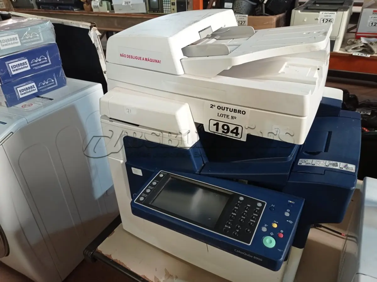 LOTE 194 - 01 IMPRESSORA MULTIFUNCIONAL MARCA XEROX MODELO COLORQUBE 8900. (NO ESTADO) ATENÇÃO! FAZER A VISITAÇÃO ANTES DE ARREMATAR, NÃO SABEMOS SE FUNCIONA. LEILÃO NÃO TEM GARANTIA E NEM DEVOLUÇÃO, SUJEITO A POSSÍVEIS AVARIAS VISÍVEIS/OCULTAS E/OU AUSÊNCIA DE COMPONENTES.