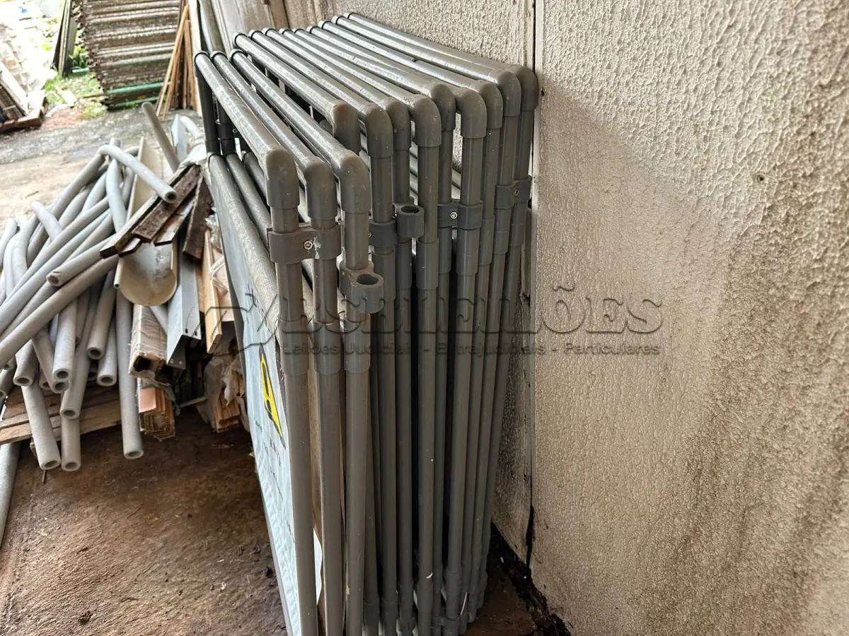 LOTE 398 - 01 LOTE DE PLACAS DE PVC (NO ESTADO)