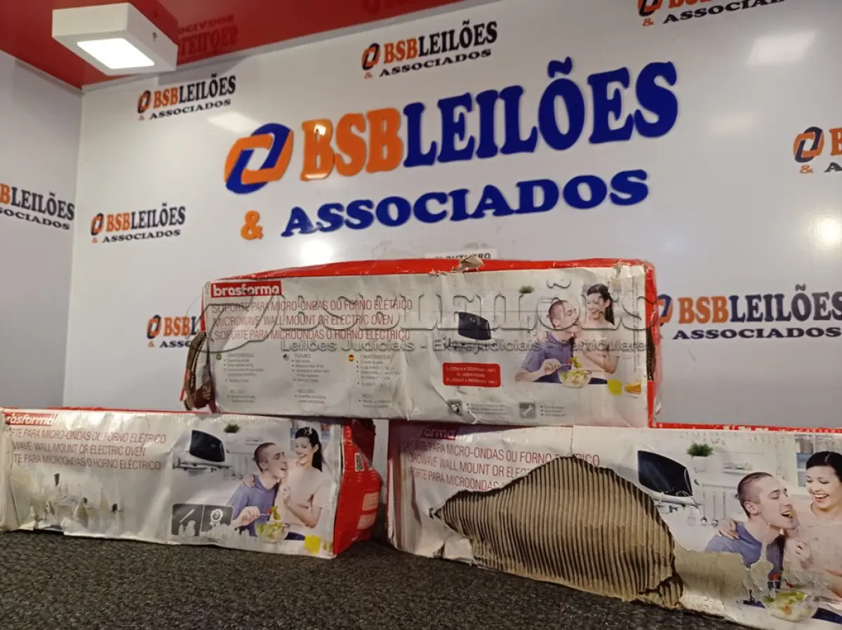 LOTE 227 - 03 SUPORTES PARA MICRO-ONDAS OU FORNO ELÉTRICO. (NO ESTADO) ATENÇÃO! FAZER A VISITAÇÃO ANTES DE ARREMATAR, NÃO SABEMOS SE FUNCIONA. LEILÃO NÃO TEM GARANTIA E NEM DEVOLUÇÃO, SUJEITO A POSSÍVEIS AVARIAS VISÍVEIS/OCULTAS E/OU AUSÊNCIA DE COMPONENTES.