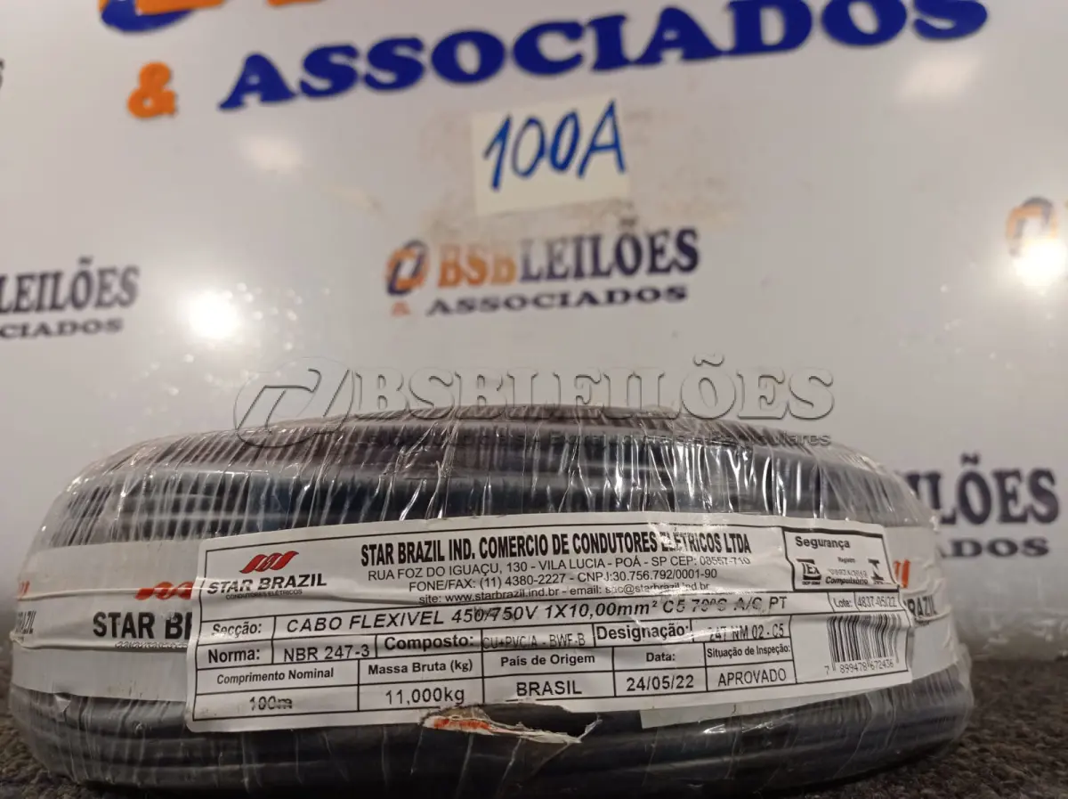 LOTE 100 - 01 ROLO DE CABO FLEXÍVEL 100M 10MM NA COR PRETA.(NO ESTADO) ATENÇÃO! FAZER A VISITAÇÃO ANTES DE ARREMATAR, NÃO SABEMOS SE FUNCIONA. LEILÃO NÃO TEM GARANTIA E NEM DEVOLUÇÃO, SUJEITO A POSSÍVEIS AVARIAS VISÍVEIS/OCULTAS E/OU AUSÊNCIA DE COMPONENTES.