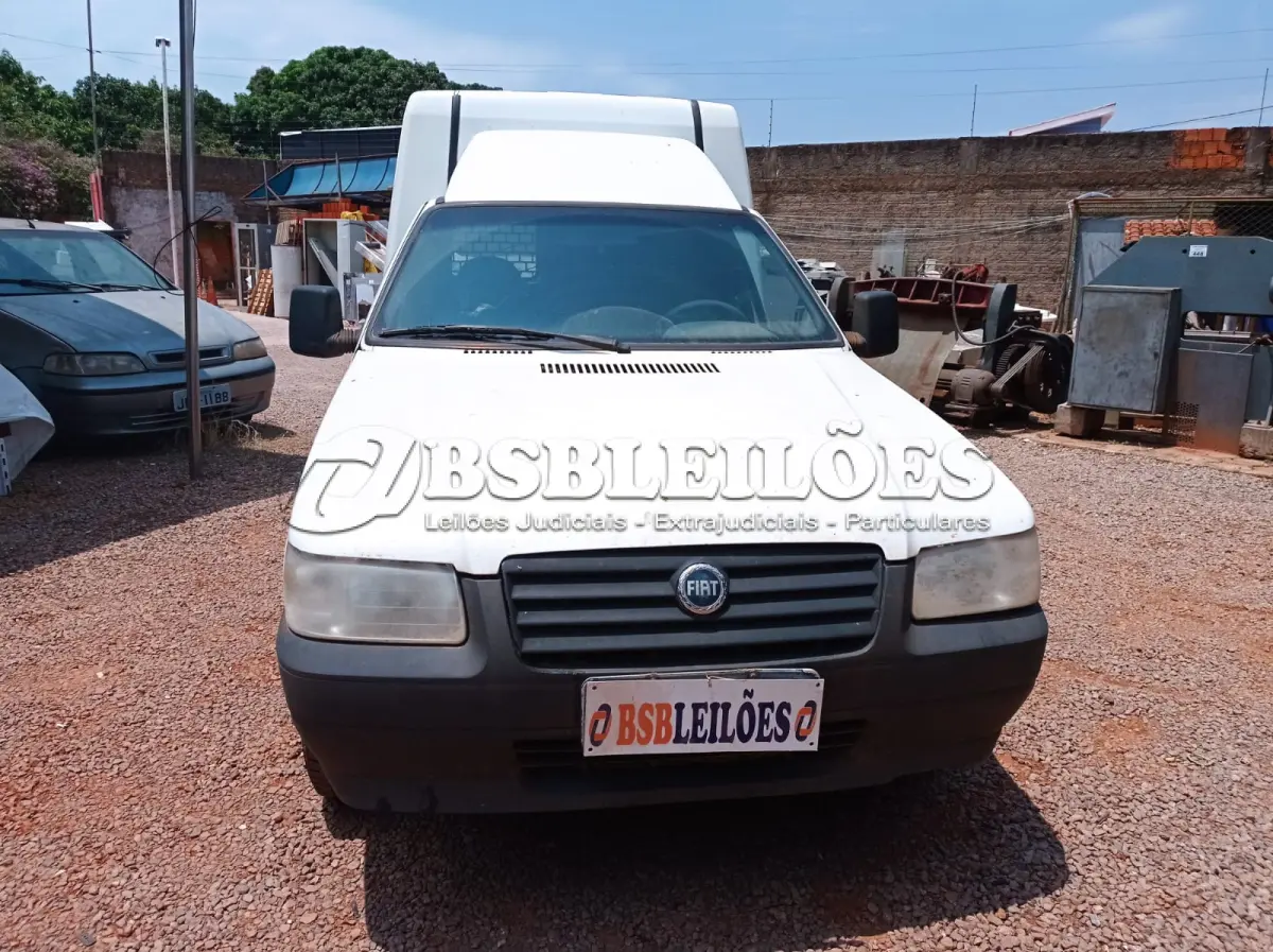 LOTE 529 - 01 FIAT FIORINO FLEX; ANO  2012, NA COR BRANCA. (NO ESTADO)
