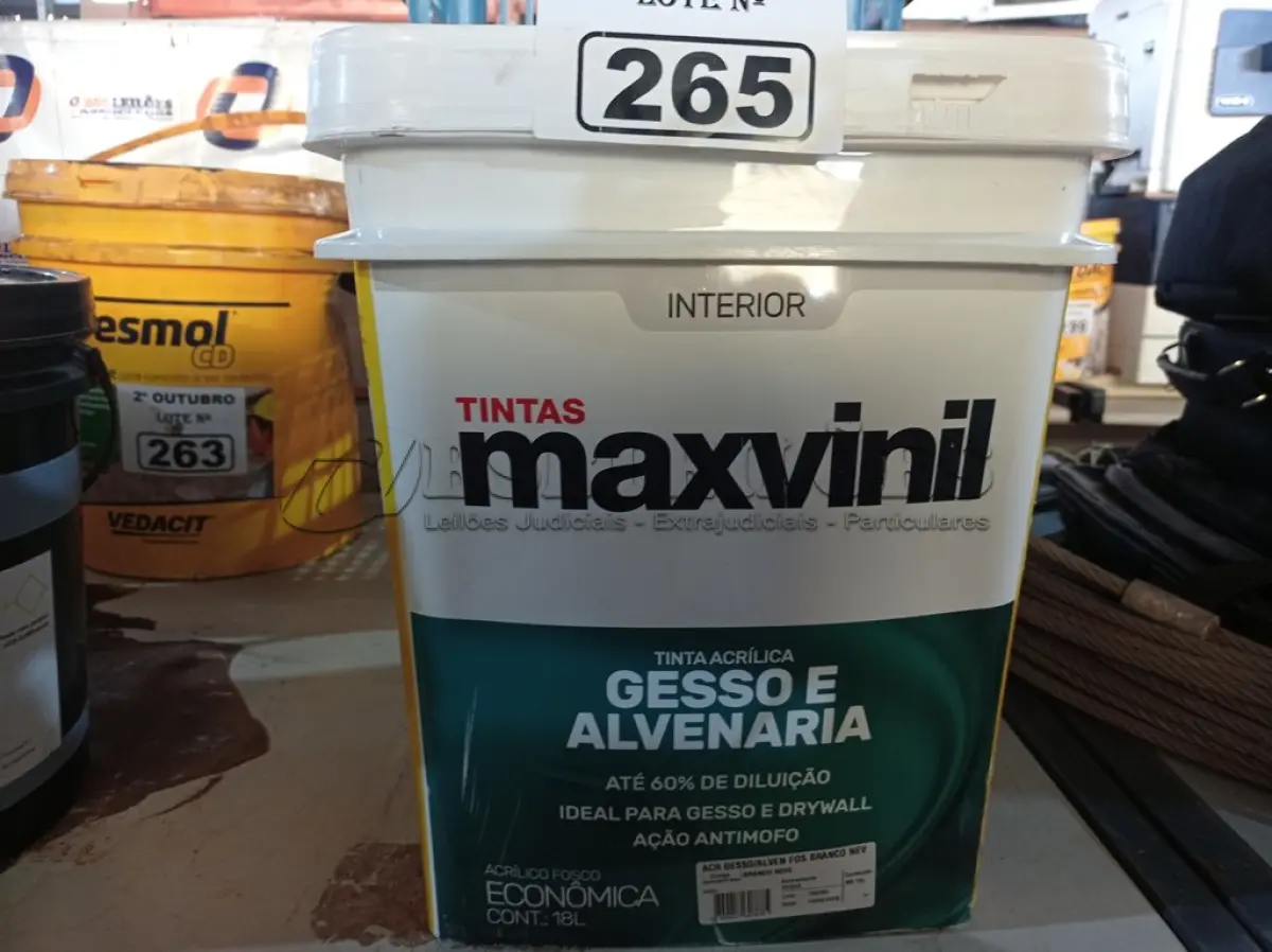 LOTE 265 - 01 BALDE DE TINTA MAXIVINIL INTERIORES NA COR FOSCO BRANCO NEVE. (NO ESTADO) ATENÇÃO! FAZER A VISITAÇÃO ANTES DE ARREMATAR, NÃO SABEMOS SE FUNCIONA. LEILÃO NÃO TEM GARANTIA E NEM DEVOLUÇÃO, SUJEITO A POSSÍVEIS AVARIAS VISÍVEIS/OCULTAS E/OU AUSÊNCIA DE COMPONENTES.