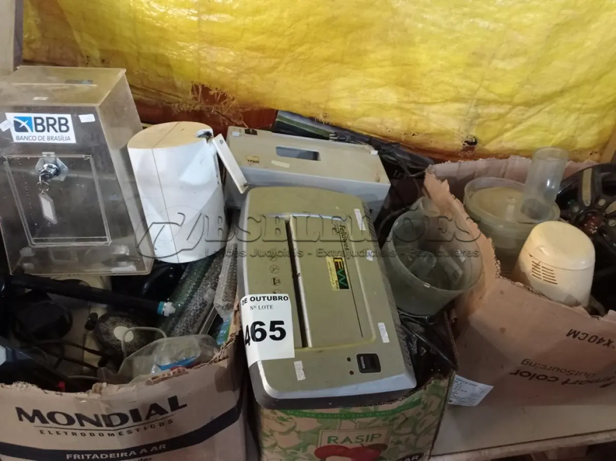 LOTE 465 - 01 LOTE COM MATERIAIS DIVERSOS. (NO ESTADO) ATENÇÃO! FAZER A VISITAÇÃO ANTES DE ARREMATAR, NÃO SABEMOS SE FUNCIONA. LEILÃO NÃO TEM GARANTIA E NEM DEVOLUÇÃO, SUJEITO A POSSÍVEIS AVARIAS VISÍVEIS/OCULTAS E/OU AUSÊNCIA DE COMPONENTES.