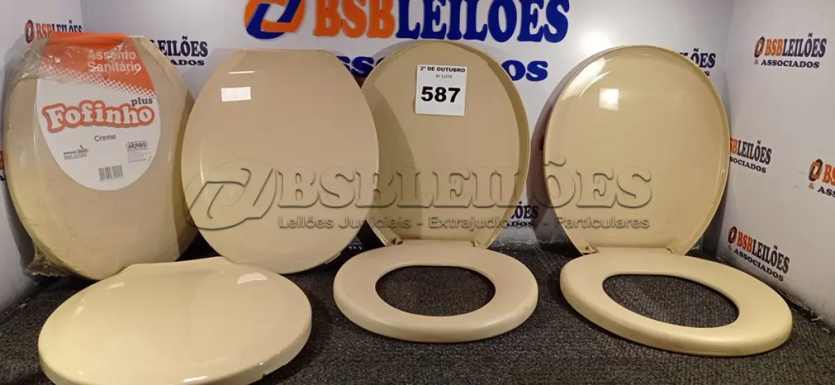 LOTE 587 - 05 ASSENTOS PARA VASO SANITÁRIO. (NO ESTADO) ATENÇÃO! FAZER A VISITAÇÃO ANTES DE ARREMATAR, NÃO SABEMOS SE FUNCIONA. LEILÃO NÃO TEM GARANTIA E NEM DEVOLUÇÃO, SUJEITO A POSSÍVEIS AVARIAS VISÍVEIS/OCULTAS E/OU AUSÊNCIA DE COMPONENTES.