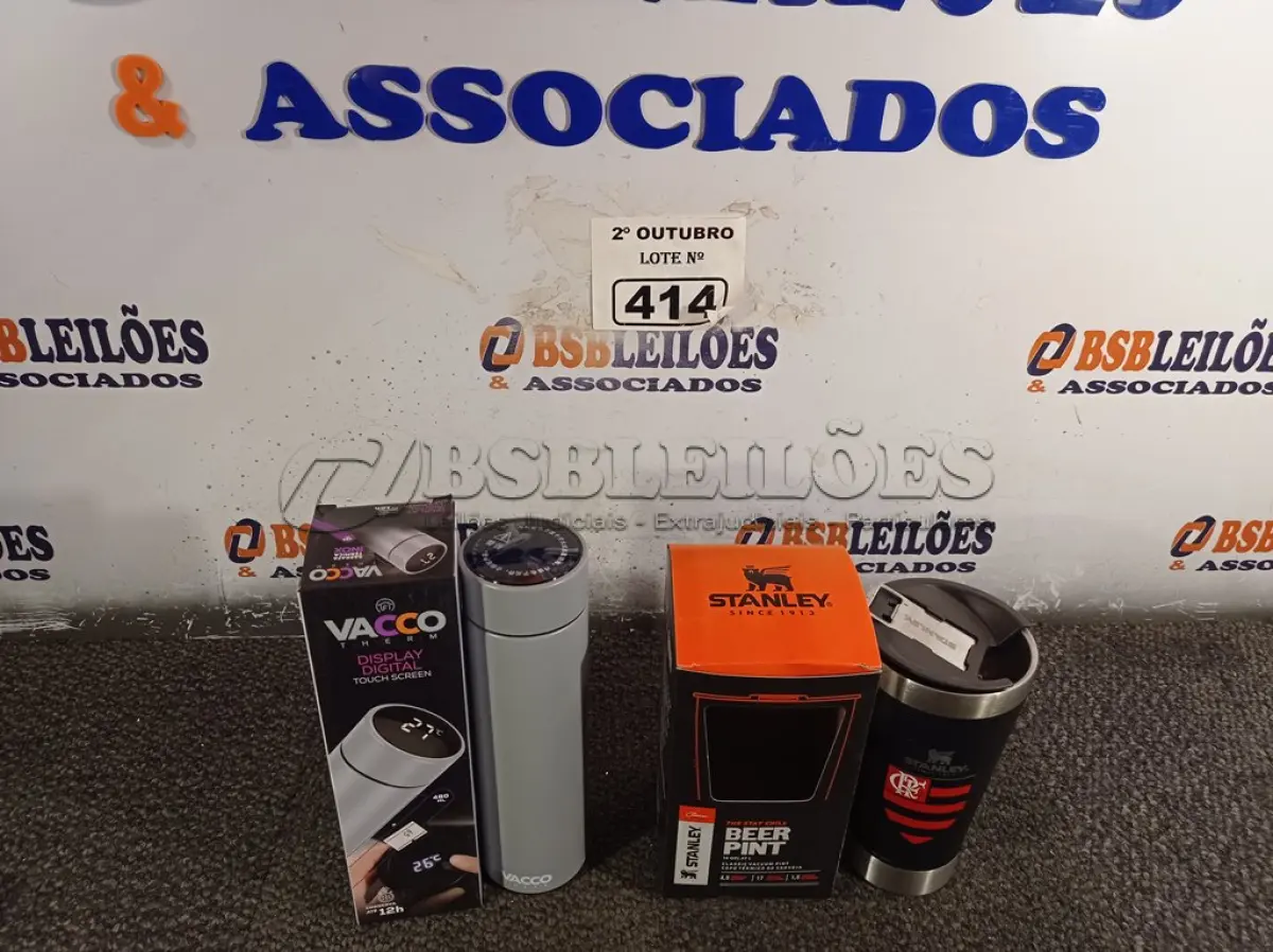 LOTE 414 - 01 KIT COPO + GARRAFA TÉRMICOS. (NO ESTADO) ATENÇÃO! FAZER A VISITAÇÃO ANTES DE ARREMATAR, NÃO SABEMOS SE FUNCIONA. LEILÃO NÃO TEM GARANTIA E NEM DEVOLUÇÃO, SUJEITO A POSSÍVEIS AVARIAS VISÍVEIS/OCULTAS E/OU AUSÊNCIA DE COMPONENTES.