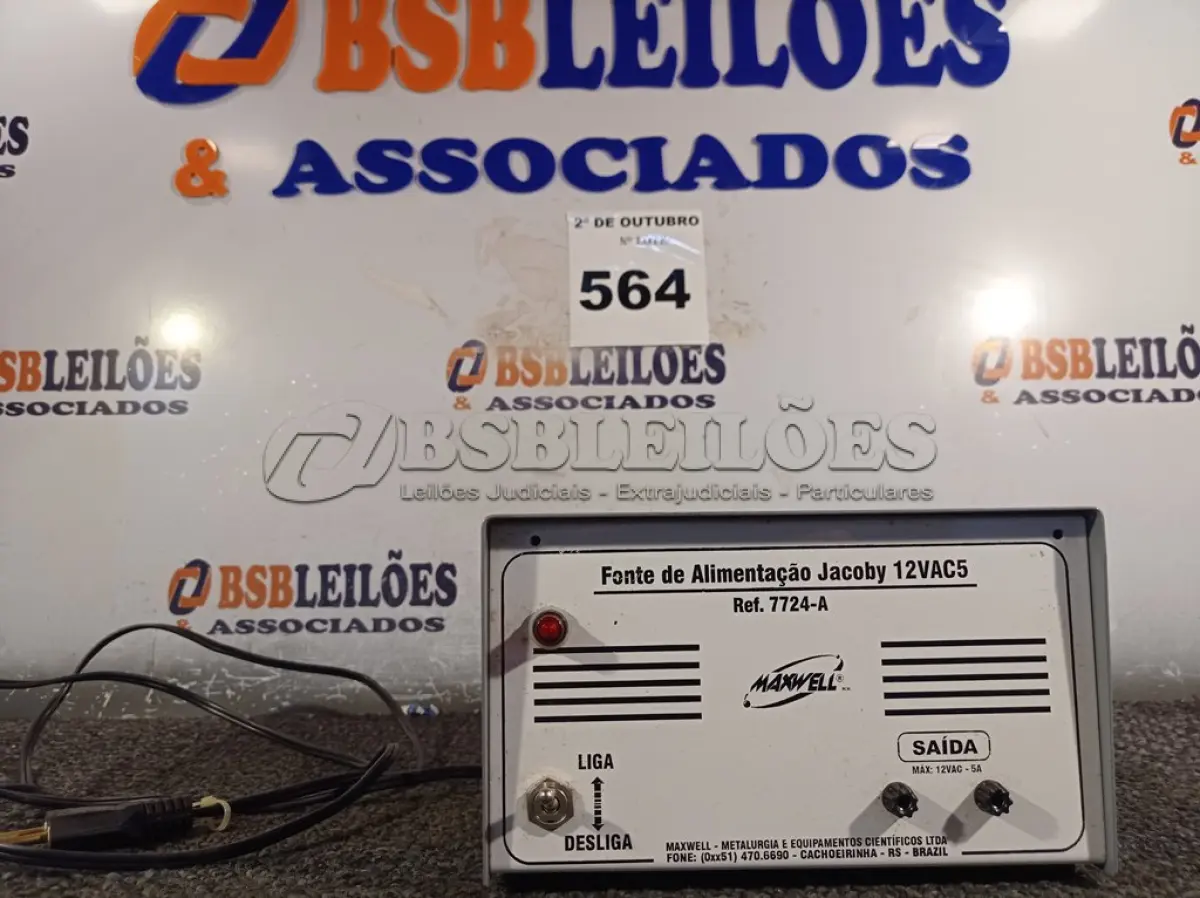 LOTE 564 - 01 FONTE DE ALIMENTAÇÃO 12V 5 AMPERES. (NO ESTADO) ATENÇÃO! FAZER A VISITAÇÃO ANTES DE ARREMATAR, NÃO SABEMOS SE FUNCIONA. LEILÃO NÃO TEM GARANTIA E NEM DEVOLUÇÃO, SUJEITO A POSSÍVEIS AVARIAS VISÍVEIS/OCULTAS E/OU AUSÊNCIA DE COMPONENTES.