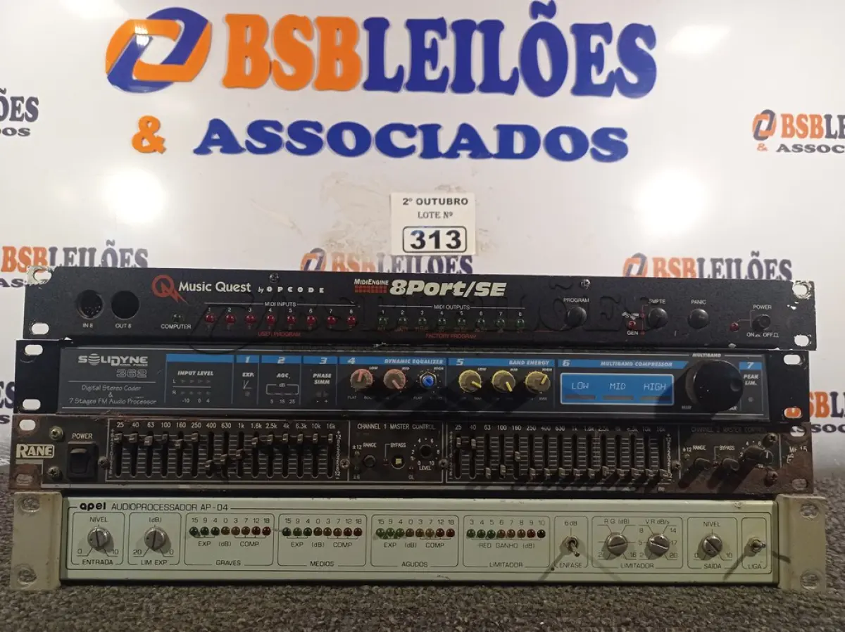 LOTE 313 - 04 EQUIPAMENTOS ELETRÔNICOS DIVERSOS. (NO ESTADO) ATENÇÃO! FAZER A VISITAÇÃO ANTES DE ARREMATAR, NÃO SABEMOS SE FUNCIONA. LEILÃO NÃO TEM GARANTIA E NEM DEVOLUÇÃO, SUJEITO A POSSÍVEIS AVARIAS VISÍVEIS/OCULTAS E/OU AUSÊNCIA DE COMPONENTES.