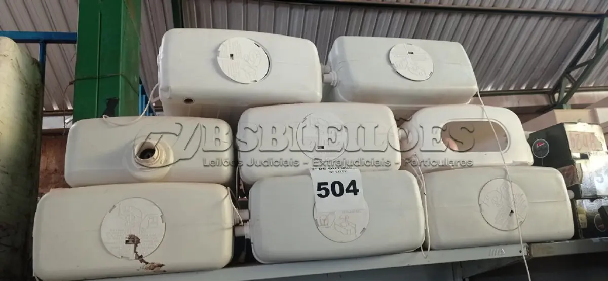 LOTE 504 - 08 CAIXAS DE DESCARGA MARCAS E MODELOS DIVERSOS COM AVARIAS. (NO ESTADO) ATENÇÃO! FAZER A VISITAÇÃO ANTES DE ARREMATAR, NÃO SABEMOS SE FUNCIONA. LEILÃO NÃO TEM GARANTIA E NEM DEVOLUÇÃO, SUJEITO A POSSÍVEIS AVARIAS VISÍVEIS/OCULTAS E/OU AUSÊNCIA DE COMPONENTES.