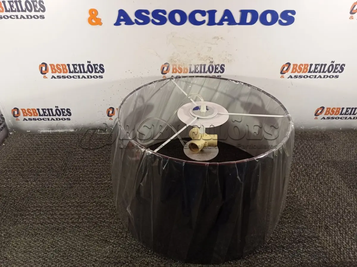 LOTE 359 - 01 PENDENTE SÃO PAULO. (NO ESTADO) ATENÇÃO! FAZER A VISITAÇÃO ANTES DE ARREMATAR, NÃO SABEMOS SE FUNCIONA. LEILÃO NÃO TEM GARANTIA E NEM DEVOLUÇÃO, SUJEITO A POSSÍVEIS AVARIAS VISÍVEIS/OCULTAS E/OU AUSÊNCIA DE COMPONENTES.
