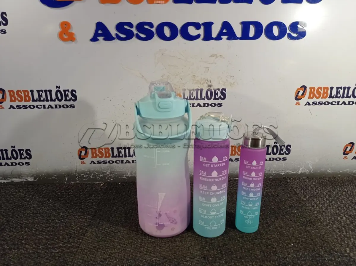LOTE 397 - 01 KIT GARRAFA MOTIVACIONAL COM 03 PEÇAS. (NO ESTADO) ATENÇÃO! FAZER A VISITAÇÃO ANTES DE ARREMATAR, NÃO SABEMOS SE FUNCIONA. LEILÃO NÃO TEM GARANTIA E NEM DEVOLUÇÃO, SUJEITO A POSSÍVEIS AVARIAS VISÍVEIS/OCULTAS E/OU AUSÊNCIA DE COMPONENTES.