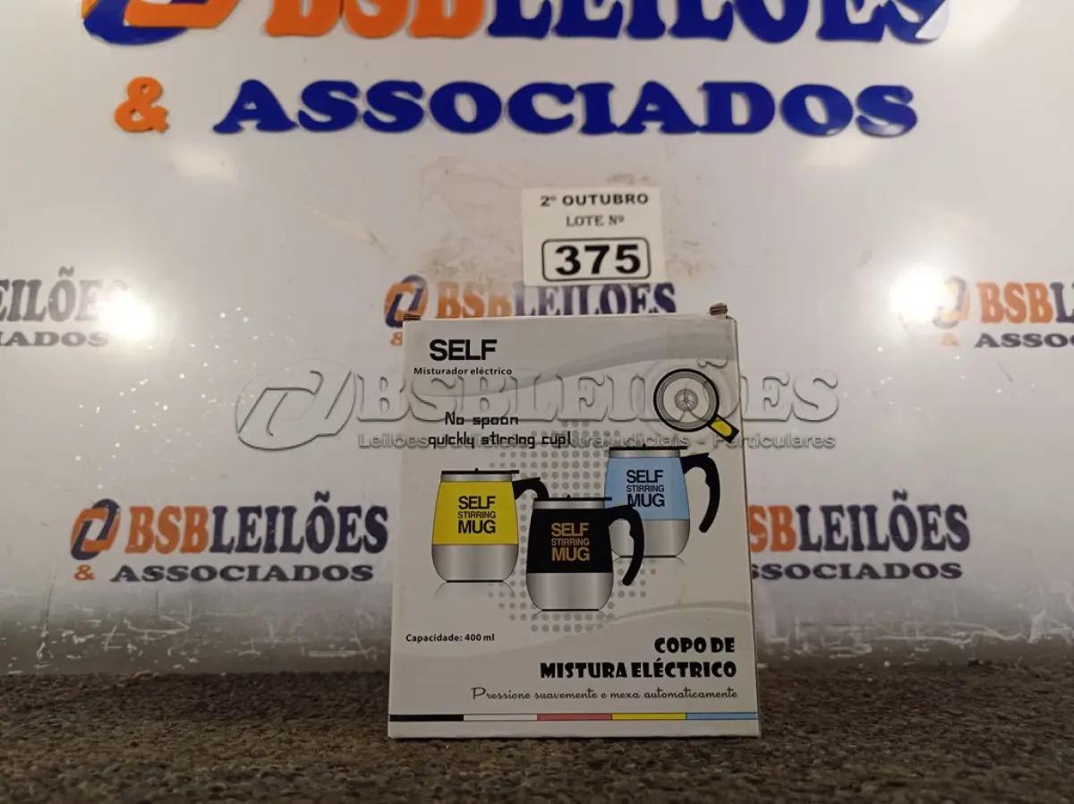 LOTE 375 - 01 COPO MISTURADOR ELÉTRICO. (NO ESTADO) ATENÇÃO! FAZER A VISITAÇÃO ANTES DE ARREMATAR, NÃO SABEMOS SE FUNCIONA. LEILÃO NÃO TEM GARANTIA E NEM DEVOLUÇÃO, SUJEITO A POSSÍVEIS AVARIAS VISÍVEIS/OCULTAS E/OU AUSÊNCIA DE COMPONENTES.