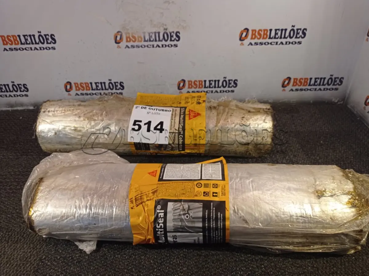 LOTE 514 - 02 ROLOS DE MANTA ASFÁLTICA MULTIUSO. (NO ESTADO) ATENÇÃO! FAZER A VISITAÇÃO ANTES DE ARREMATAR, NÃO SABEMOS SE FUNCIONA. LEILÃO NÃO TEM GARANTIA E NEM DEVOLUÇÃO, SUJEITO A POSSÍVEIS AVARIAS VISÍVEIS/OCULTAS E/OU AUSÊNCIA DE COMPONENTES.